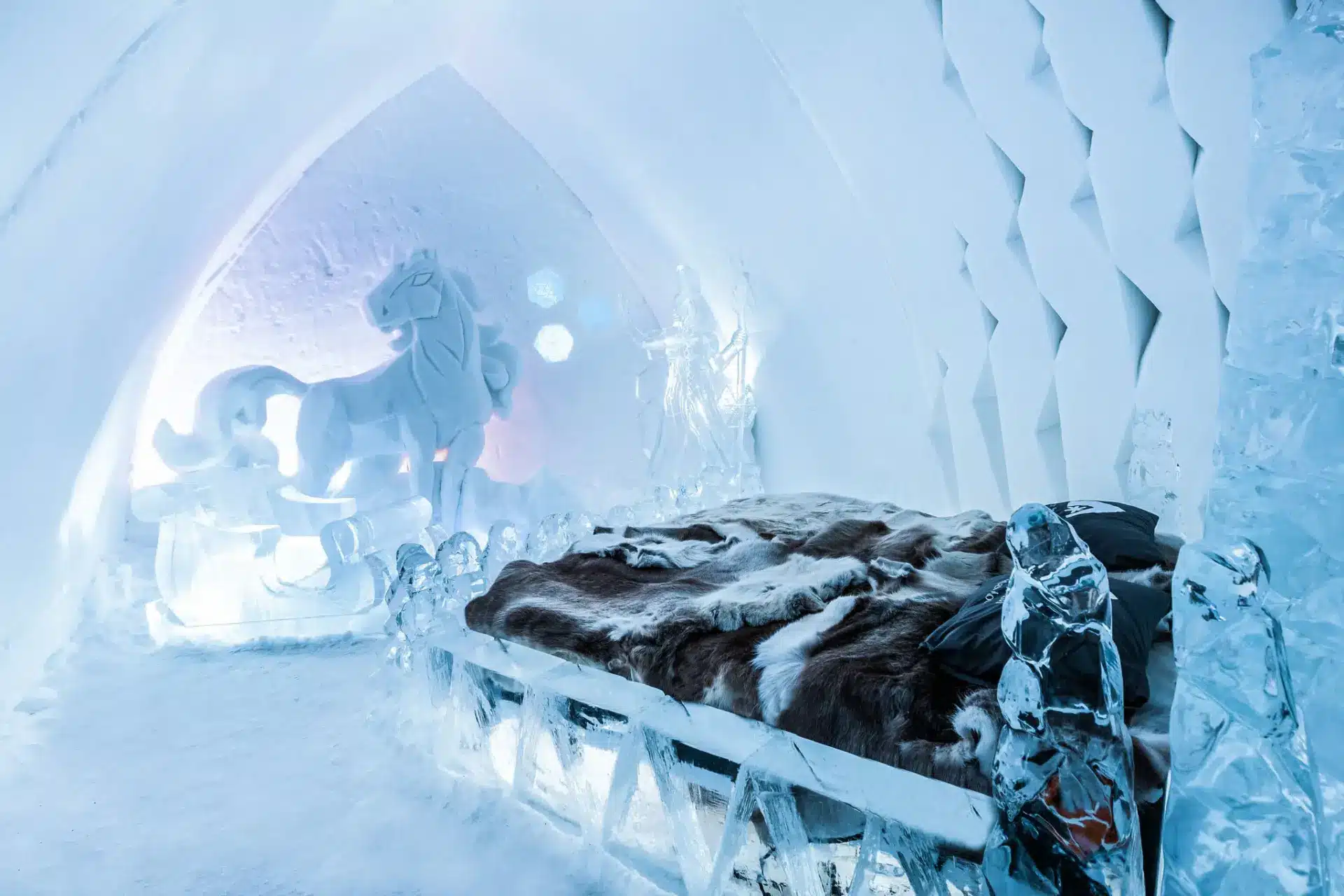 ArticSnow Hotel