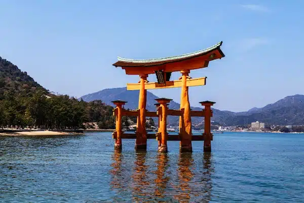 torii flotante Itsukushima